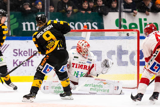 Skellefteås Tim Söderlund gör 1-0
