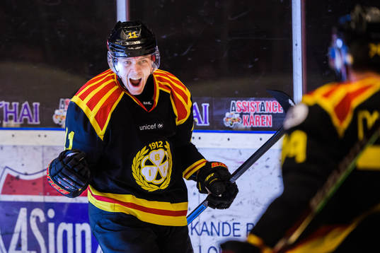 Brynäs Joel Kellman jublar