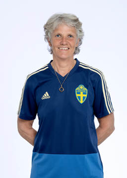 Pia Sundhage, F16/03-landslaget