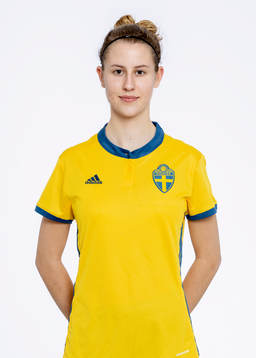 Nellie Nygren i F16/03-landslaget