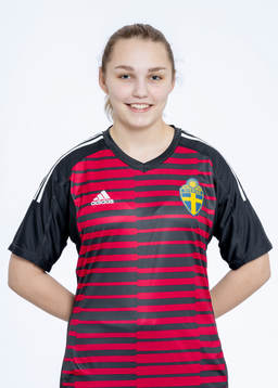 Elin Svahn i F16/03-landslaget