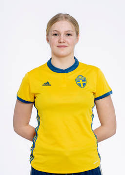 Nora Hultgren i F16/03-landslaget