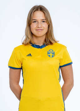 Smilla Ahlberg i F16/03-landslaget