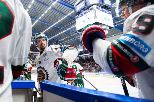 Frölunda Patrik Carlsson jublar