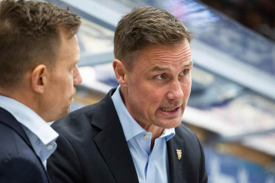 Frölunda tränare Roger Rönnberg deppar
