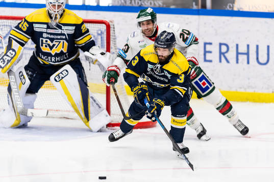 s Markus Lauridsen jagas av Frölunda Joel Lundqvist