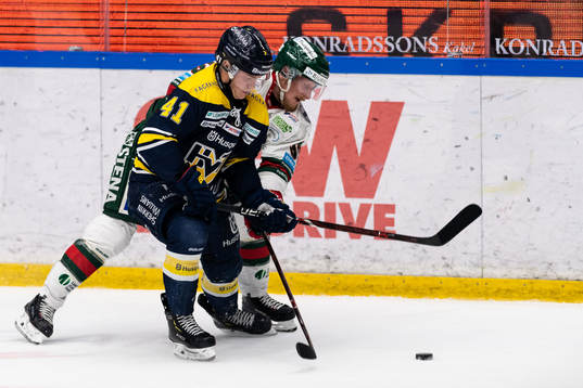 s Johan Johnsson och Frölundas Simon Hjalmarsson