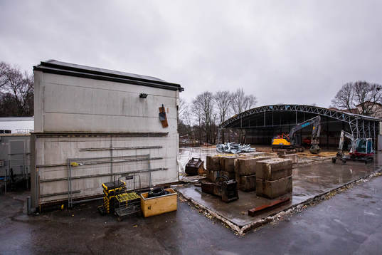 Generell vy över rivningen av Zinkensdamms ishall