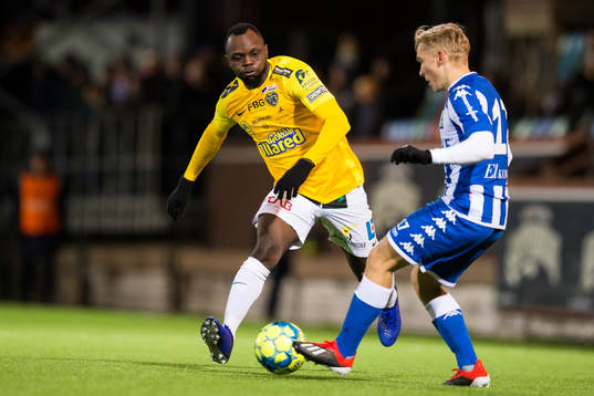 Falkenbergs John Chibuike och IFK Göteborgs Edvin Dahlqvist