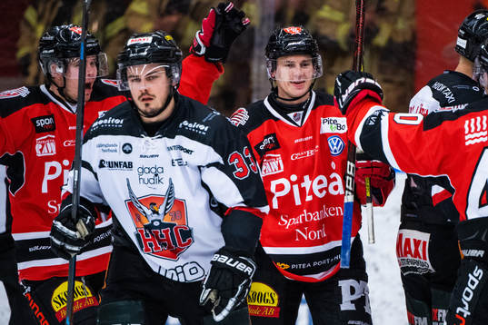 Piteås Joakim Högberg jublar