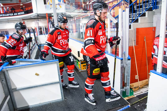Piteås Emil Wikström deppar