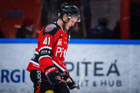 Piteås Emil Wikström deppar