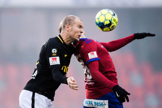 s Per Karlsson