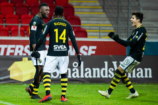 s Chinedu Ogbuke Obasi jublar