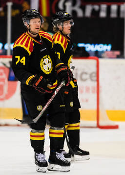 Brynäs Nicklas Danielsson och Jesper Boqvist deppar