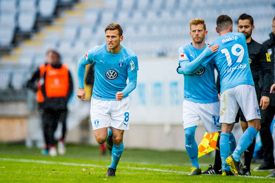 Malmö FFs Erdal Rakip byts ut och in kommer Arnor