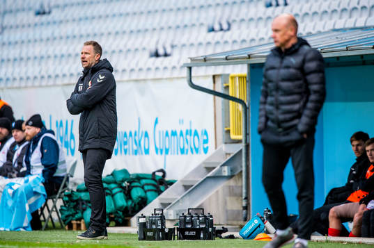 Kalmars tränare Magnus Pehrsson och Malmö FFs tränare