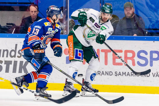 Växjös Julius Junttila och Färjestads Martin Johansson