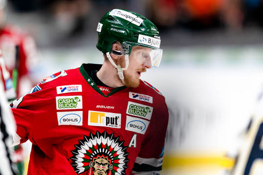 Frölundas Simon Hjalmarsson jublar