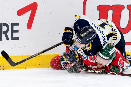 s Simon Önerud och Frölundas Viktor Ekbom