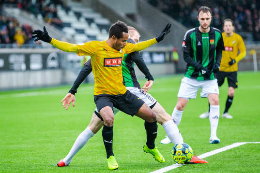 Häckens Nasiru Mohammed och GAIS Alexander Angelin