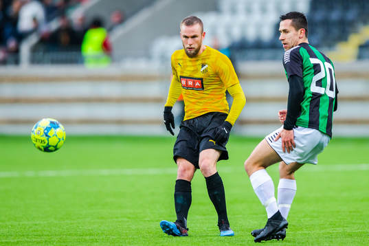 Häckens Alexander Faltsetas  och GAIS Predrag Randelovic