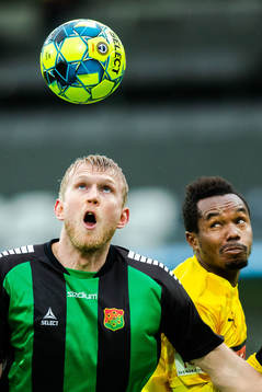 GAIS Carl Nyström och Häckens Nasiru Mohammed