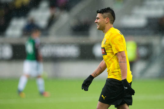 Häckens Paulinho reagerar