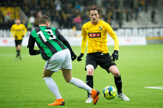 GAIS Arian Kabashi mot Häckens Erik Friberg
