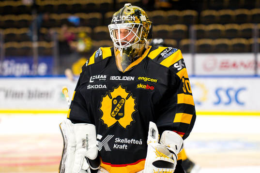 Skellefteås målvakt Gustaf Lindvall