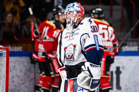 Linköpings målvakt Jonas Gustavsson deppar och Luleå