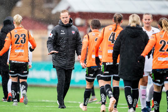 Rosengårds tränare Jonas Eidevall tackar Kristianstads