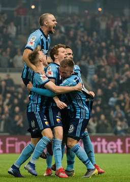 Djurgårdens Aslak Witry (m) jublar