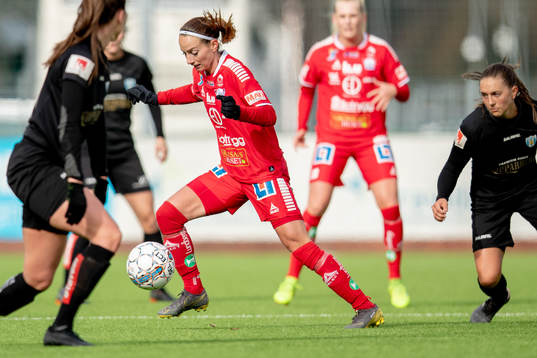 0  Linköpings Kosovare Asllani