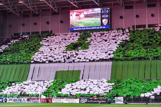 Hammarbys supportrar med ett tifo