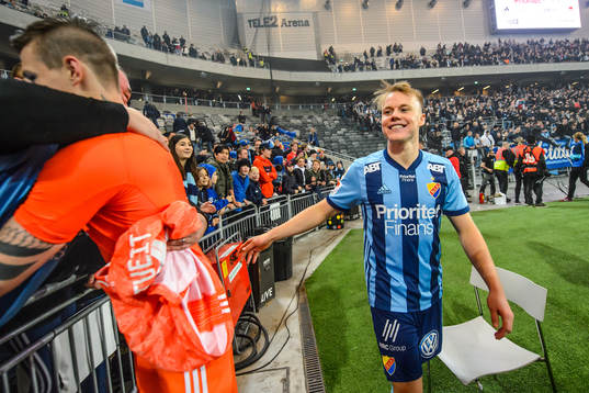 Djurgårdens Jonathan Augustinsson jublar