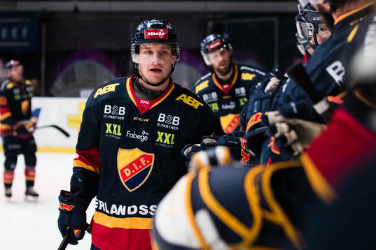 Djurgårdens Sebastian Strandberg jublar