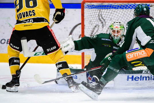 Färjestads målvakt Markus Svensson