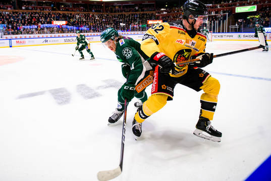 Färjestads Joakim Nygård och Luleås Oscar Engsund