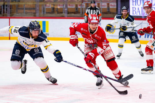 s Andreas Thuresson och Timrås Johannes Salmonsson