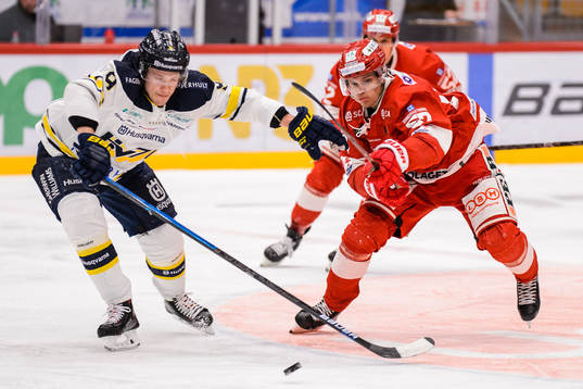 s Didrik Strömberg och Timrås Anton Wedin