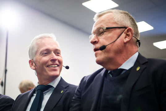 Head coach Janne Andersson and general secretary of the