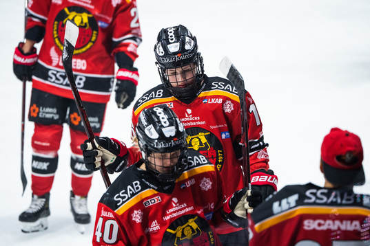 Luleås Petra Nieminen och Noora Tulus deppar