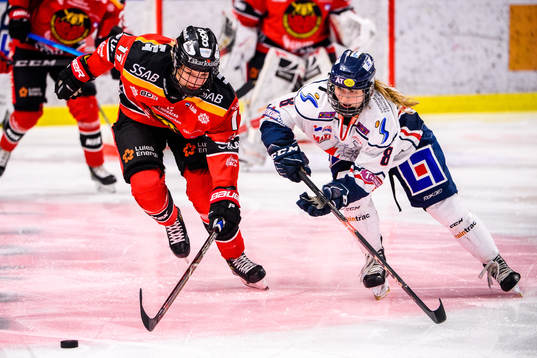Luleås Josefine Hoegh Persson och Linköpings Nicoline