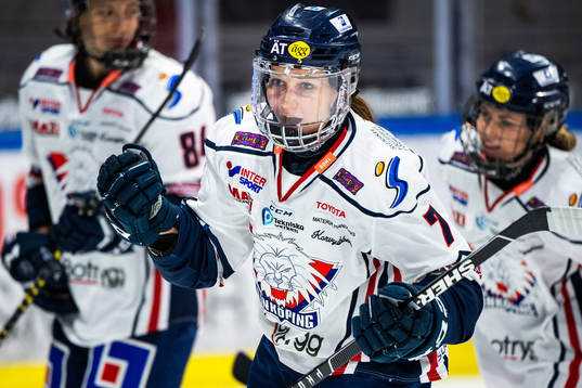 Linköpings Susanna Tapani  jublar