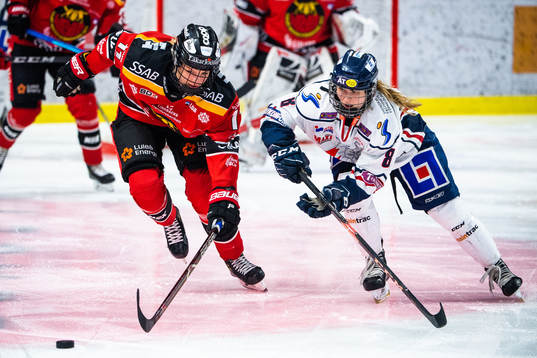Luleås Josefine Hoegh Persson och Linköpings Nicoline