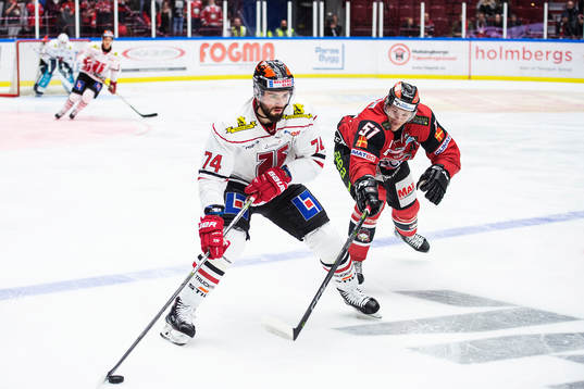 Örebros Nick Ebert och Malmö Redhawks Emil Sylvegård