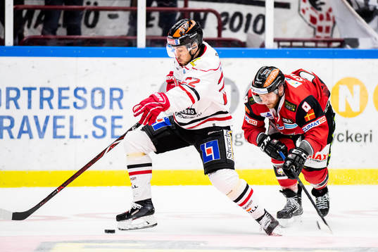 Örebros Jonathan Andersson och Malmö Redhawks Frederik