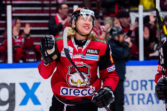 Malmö Redhawks Axel Wemmenborn jublar