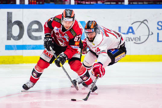 Malmö Redhawks Konstantin Komarek och Örebros Nick Ebert